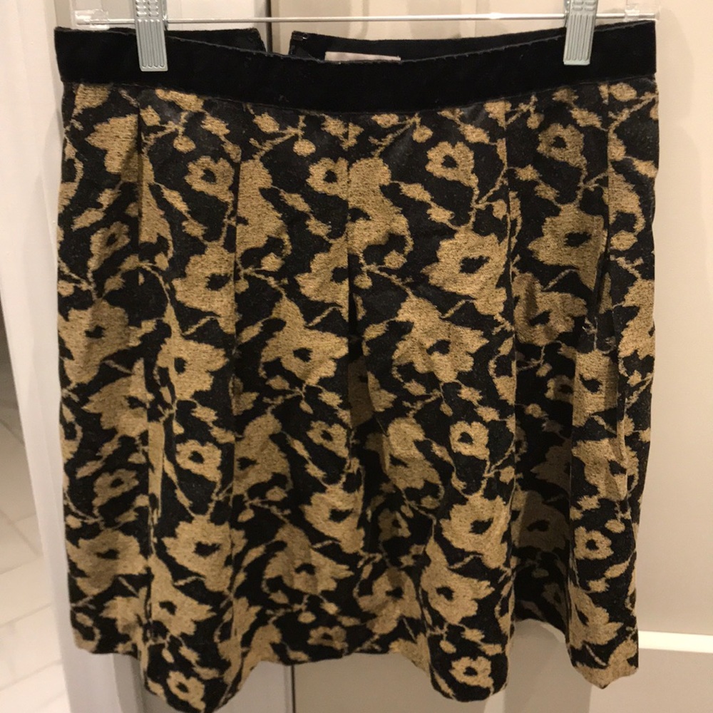 Loft skirt